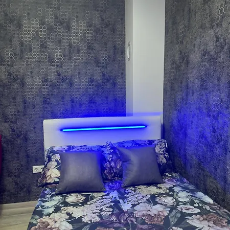 Center 5 * 普里耶多尔